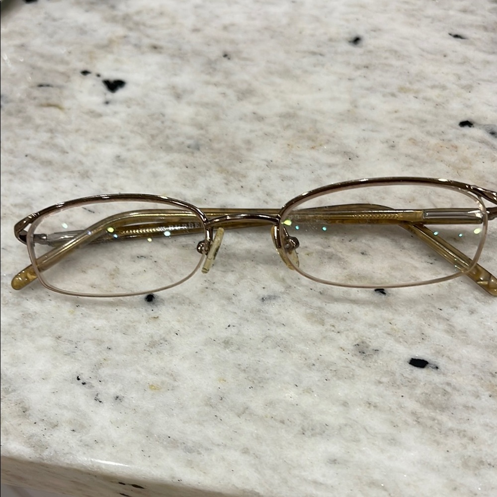 Elegant Gold Rimless Glasses